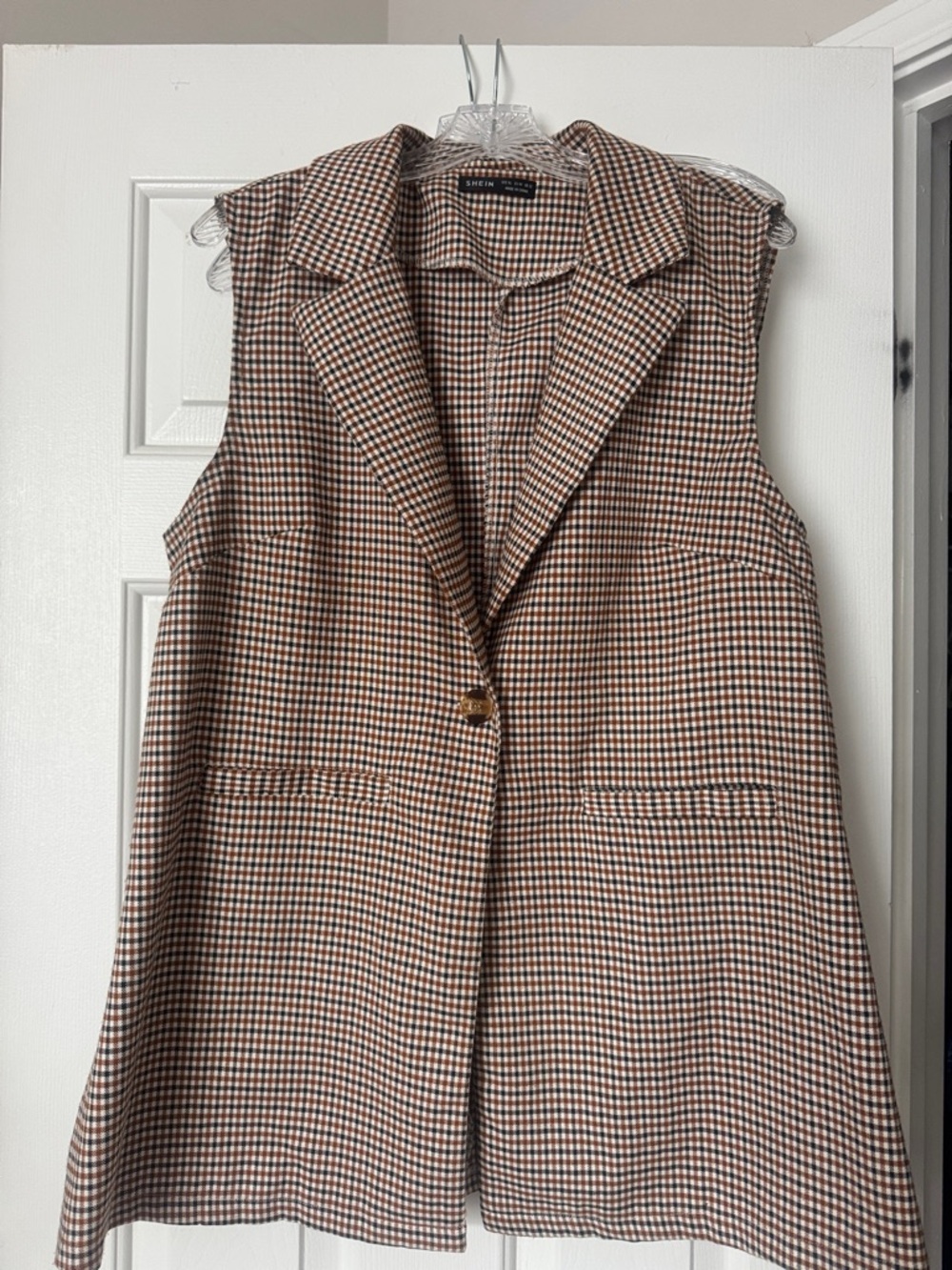 Shein Brown and Cream Houndstooth Sleeveless Blazer Vest